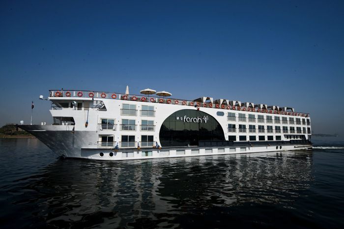 Shore excursions and activities on MS Farah